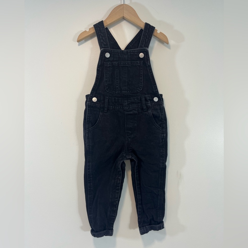 Old Navy unisex toddler black denim snap overalls 2T